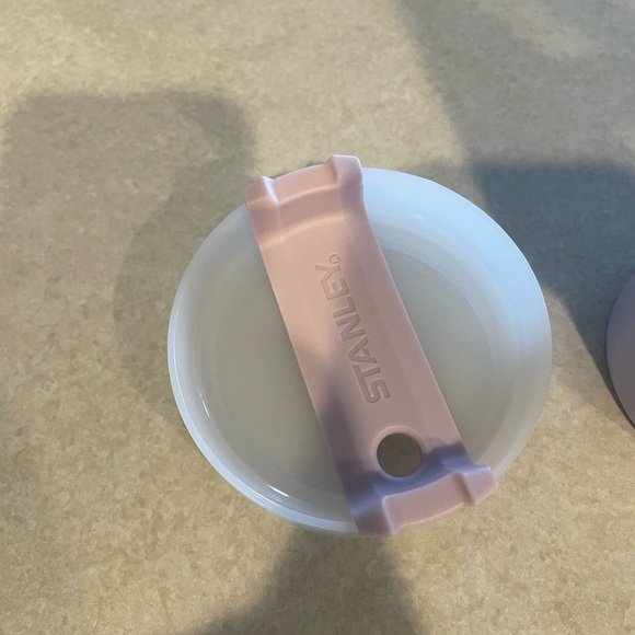 Lilac Stanley - Picture 6 of 6